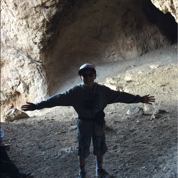 Meet your Posher, Enrique - Picture 1 of 1