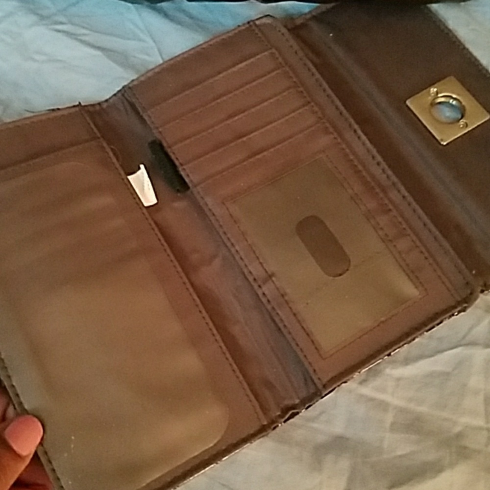 Clutch Bundle - Picture 2 of 2