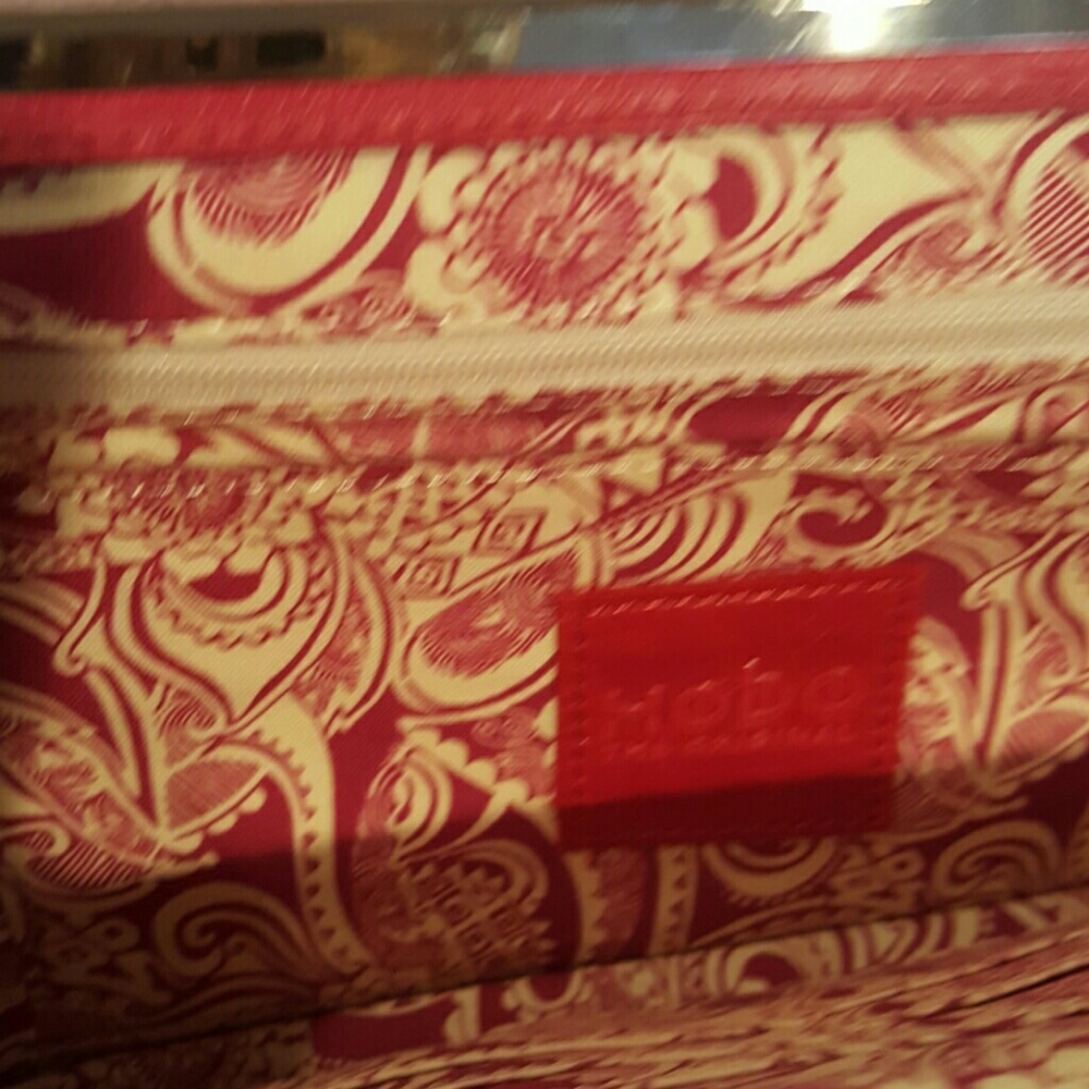 HOBO CLUTCH - Picture 2 of 2