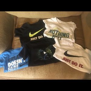 Boys size 4t Nike shirts
