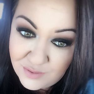 Meet your Posher, Mandee