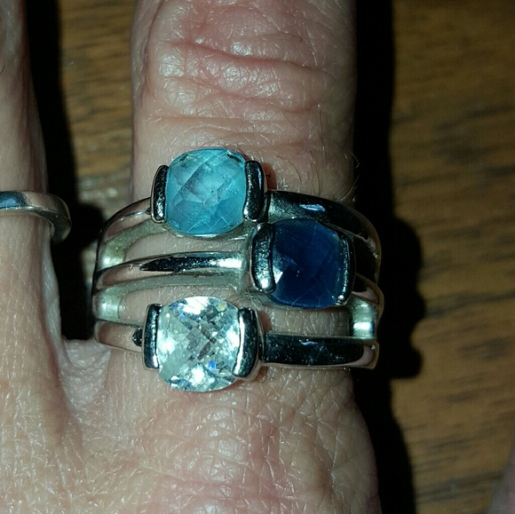 Lia Sophia ring - Picture 2 of 2