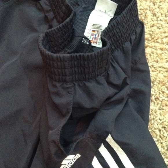 3 for $20 Adidas Crop Track Pants - Picture 3 of 4
