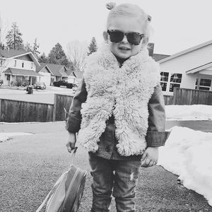 Meet your Posher, Emily