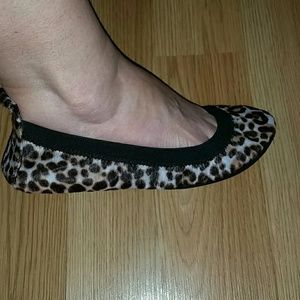 Yosi samra travel ballet flats