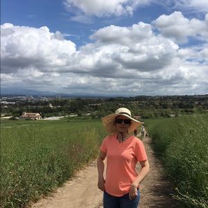 Meet your Posher, Hanieh