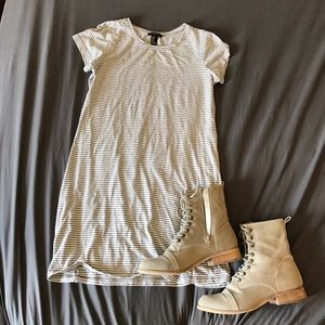 Forever 21 T-Shirt Dress