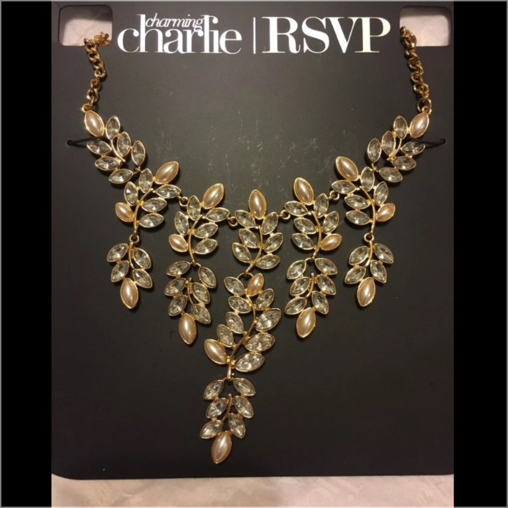 🌹RSVP pearls & crystals golden bib necklace - Picture 2 of 4