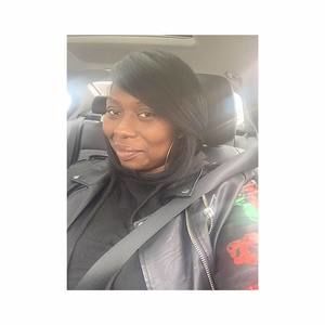 Meet your Posher, Latasha