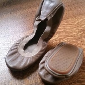 Yosi Samra travel ballet flats