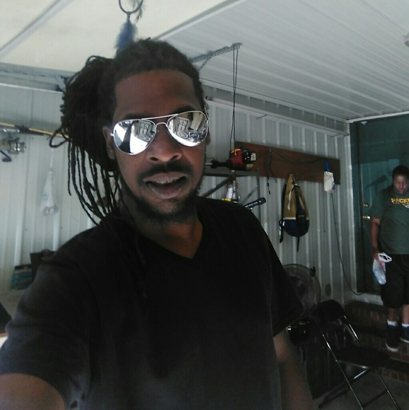 Meet your Posher, Billy - Picture 1 of 1