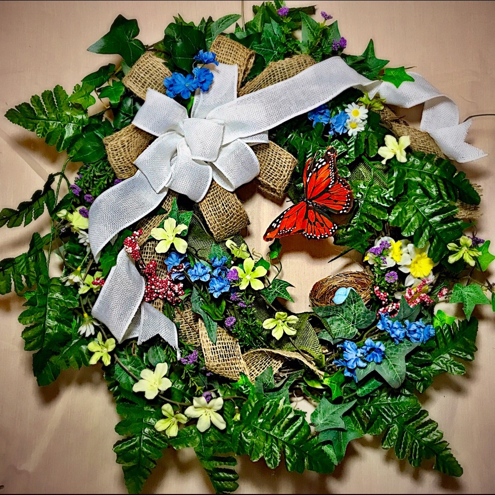 Spring-Summer~Wreath~Mother's Day~Butterfly~Gift