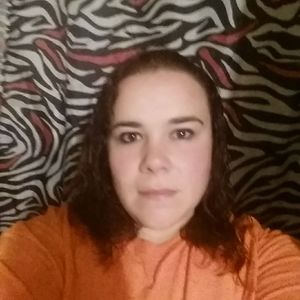 Meet your Posher, Leeann