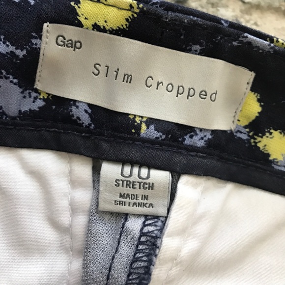 GAP Pants - Gap slim cropped pant GAP Pants - Gap slim cropped pant