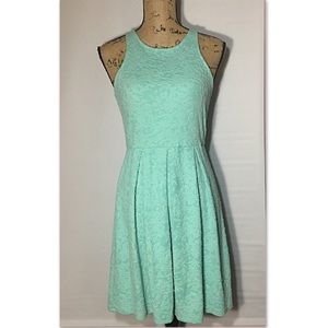 👗Francesca's Buttons Brand Dress Size Medium