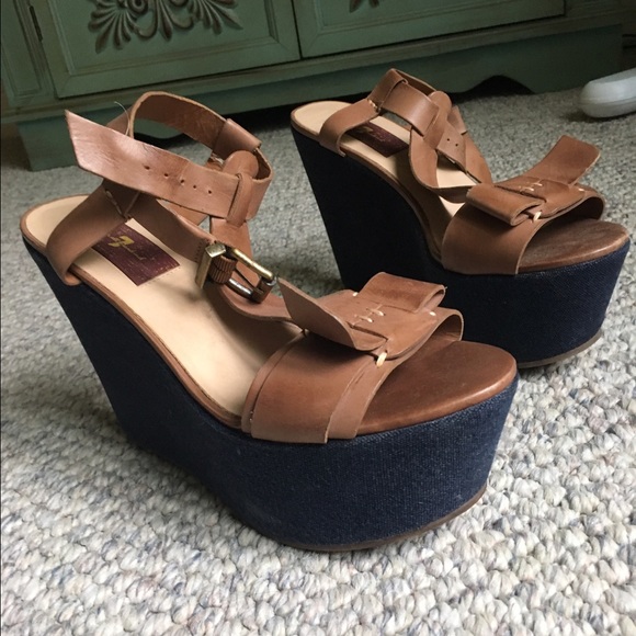 7 For All Mankind wedges - Picture 1 of 4