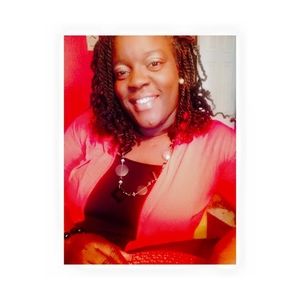 Meet your Posher, Valarie