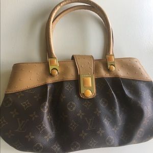 Louis Vuitton Vintage Shoulder Bag