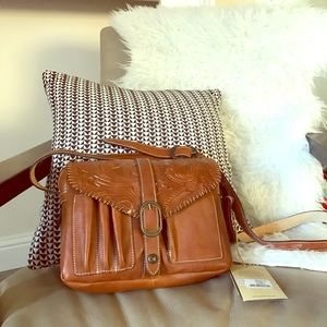 Cross body leather bag