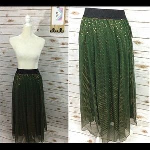 LuLaRoe elegant collection Lucy skirt 👗