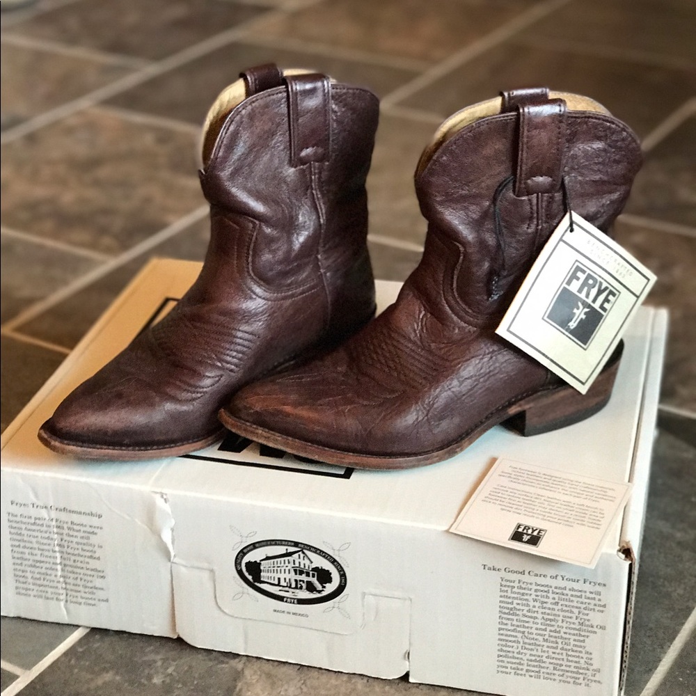 Frye cowboy boot