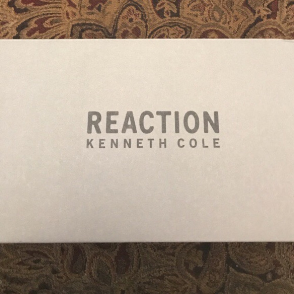 Kenneth Cole slides