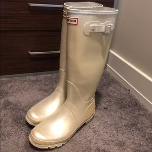 TALL PEARL HUNTER BOOTS 9 🌟🌦💦