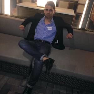 Meet your Posher, Gualberto