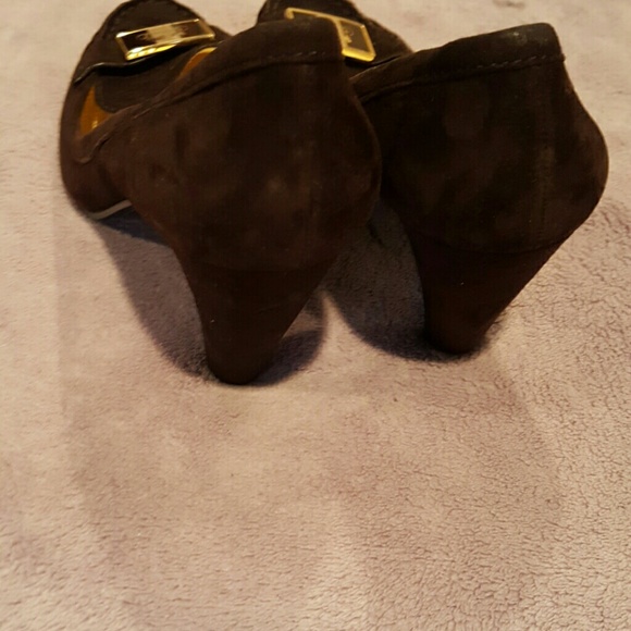 COACH Brown Suede Pumps - Picture 2 of 3