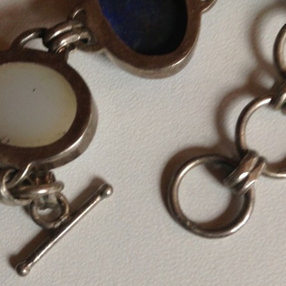 Artisan Crafted | Toggle Bracelet - Picture 4 of 4