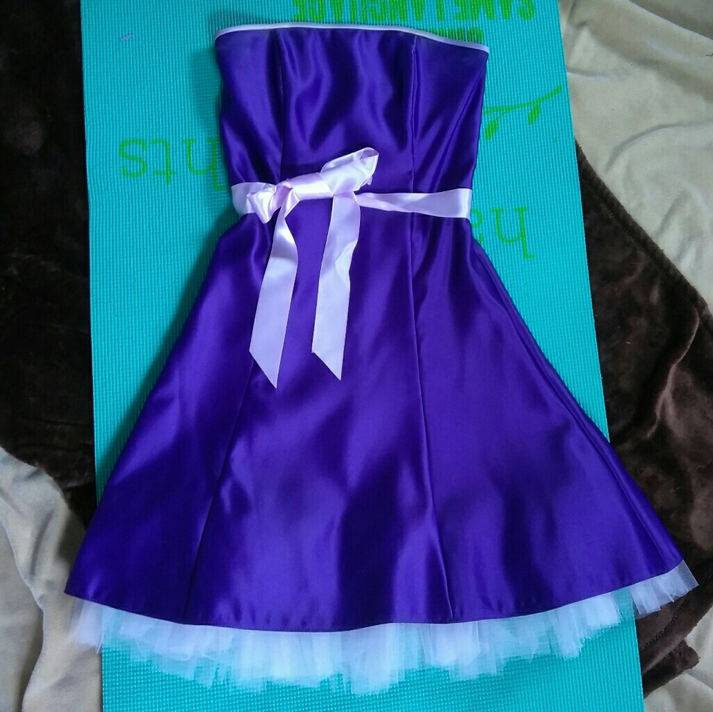 Royal Purple Strapless Homecoming Dress