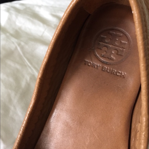 Tory Burch size 9 + 1/2 driving Mocs. - Picture 4 of 6