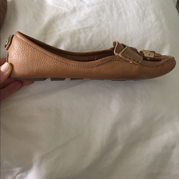 Tory Burch size 9 + 1/2 driving Mocs. - Picture 6 of 6