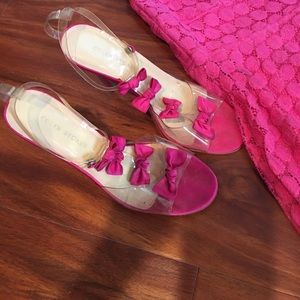 Cute pink heels with bow ties!