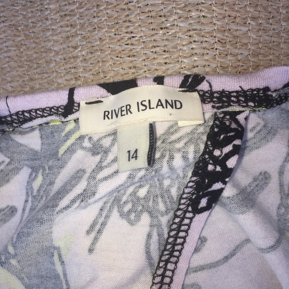 River Island Floral Crop Top Open Back - Picture 3 of 4