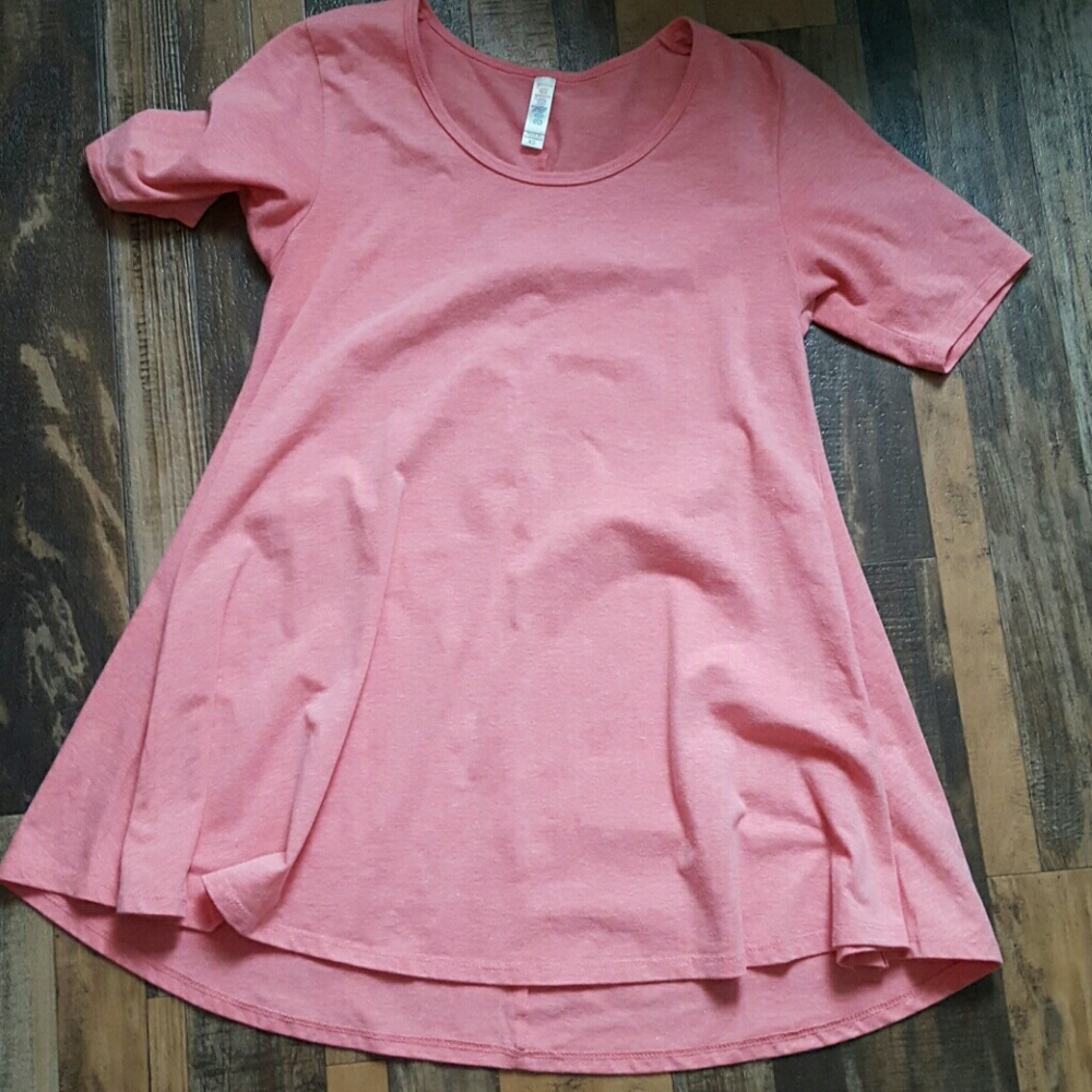 Lularoe perfect tee