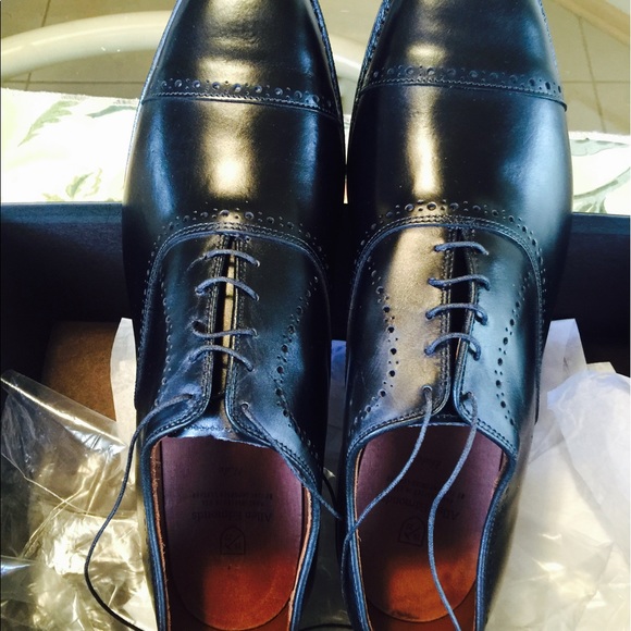 Brand new Allen Edmonds shoe 13D