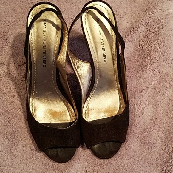 Diane vonFurstenberg Suede Sling Backs - Picture 2 of 2