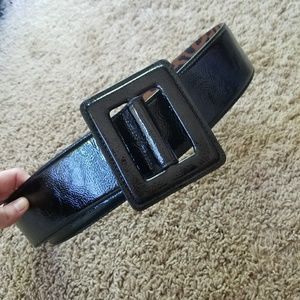 Wide night waist belt