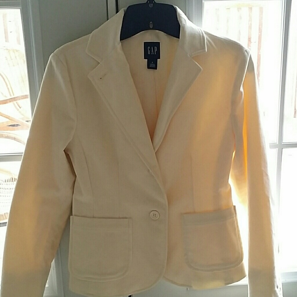 Cream double pocket jacket