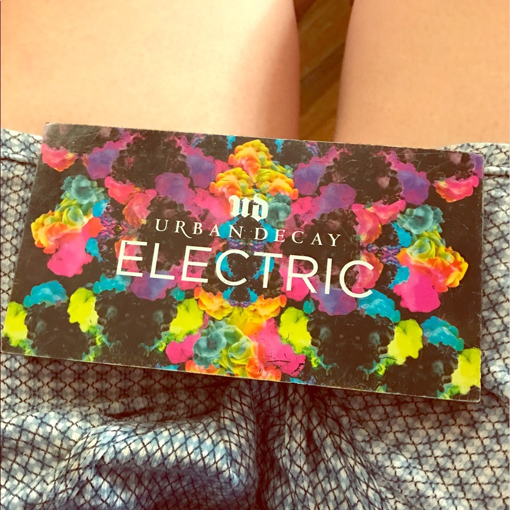 Urban decay electric palette