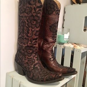 Leather cowboy boots