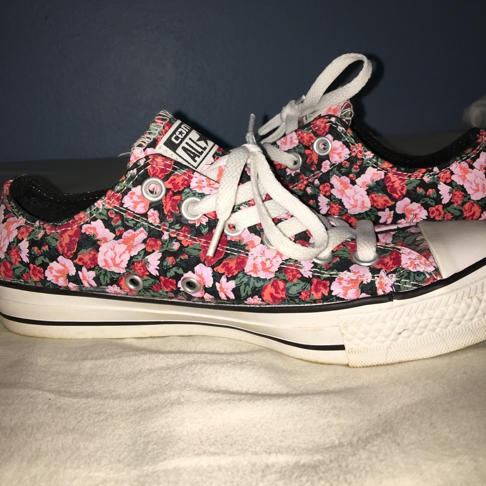Converse low tops