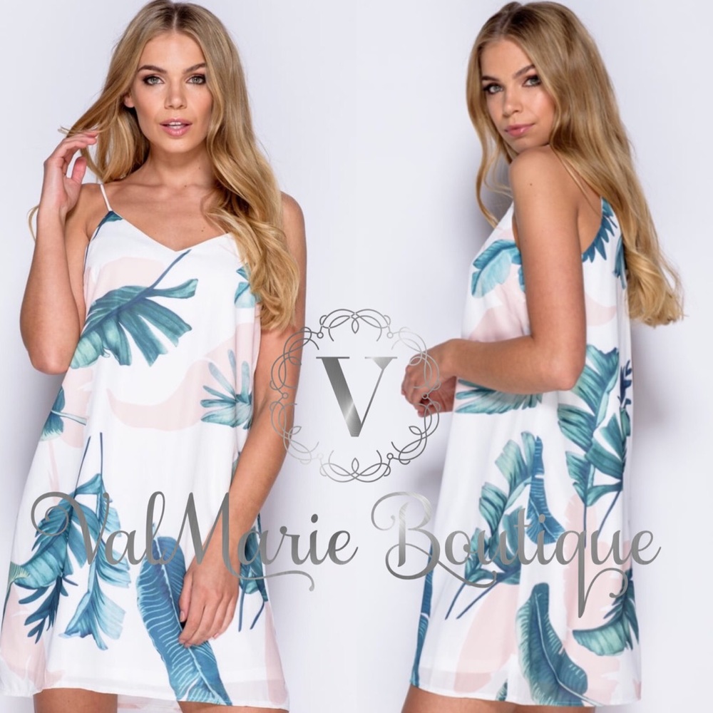 Hawaiian Tropics Summer Dress - Picture 2 of 3