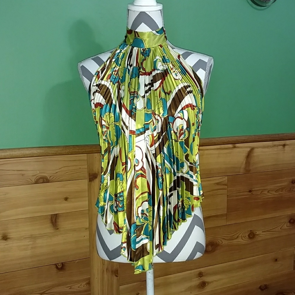 4U Design Top