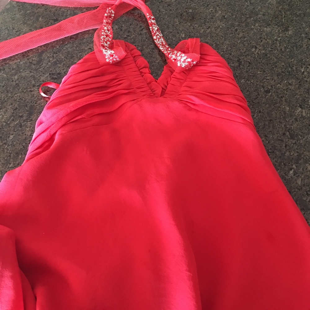 Bcbg maxazria Red halter style silk blouse
