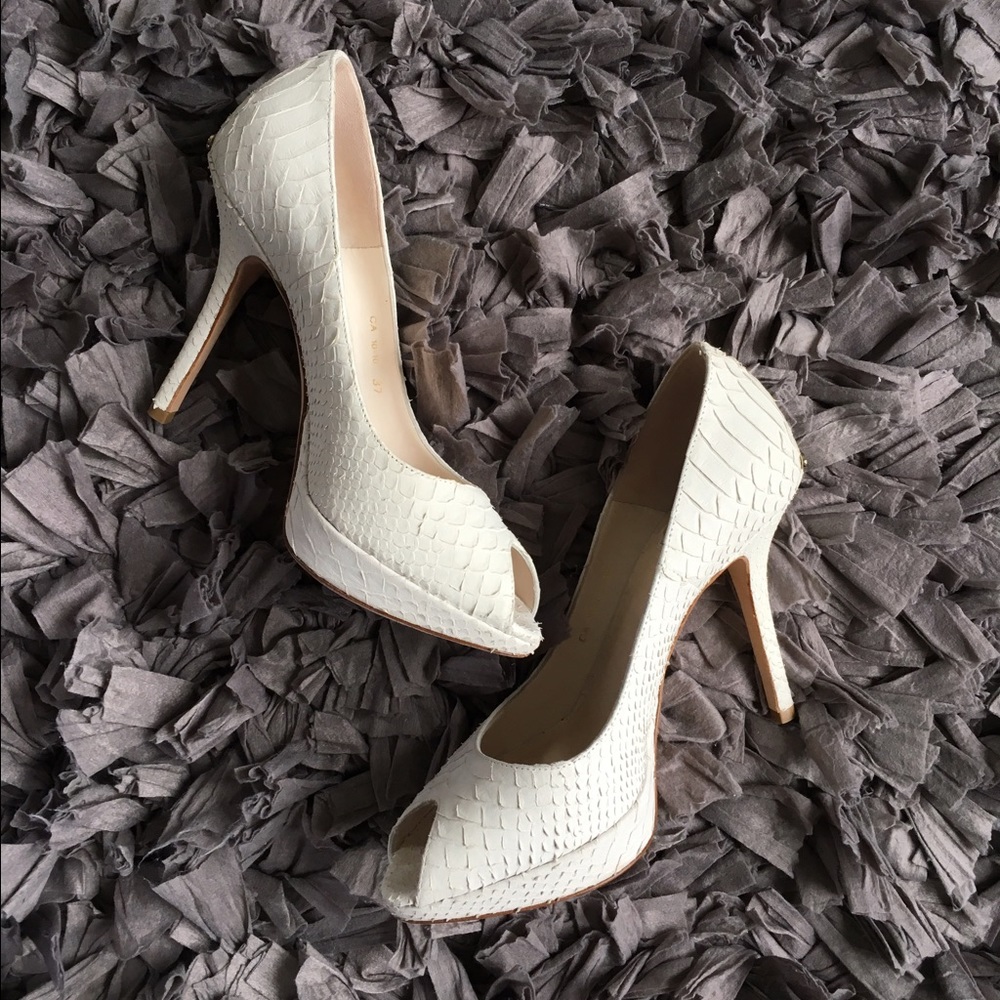 Authentic MISS DIOR PUMP