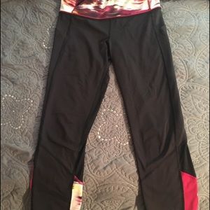 LuLu Lemon leggings.