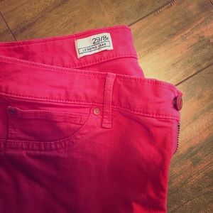 Rose colored legging jeans