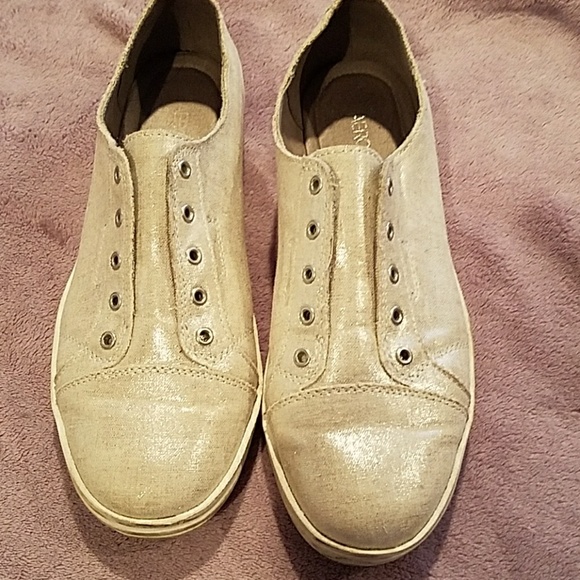 GLAMEROUS GLITTERING AEROSOLE - Picture 1 of 1